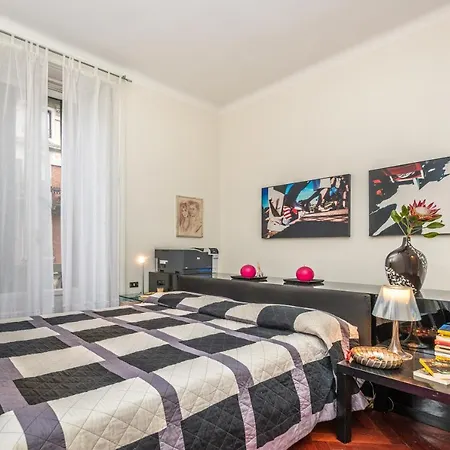 Апартаменты Very In Cadorna Station Area! Excellent If Arrive From Malpensa Airport *
