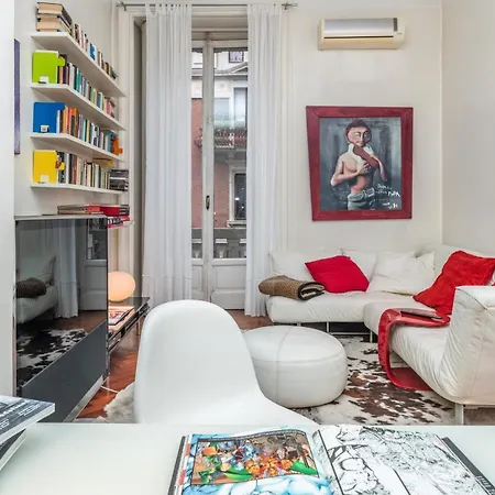 Very In Cadorna Station Area! Excellent If Arrive From Malpensa Airport Апартаменты Милан